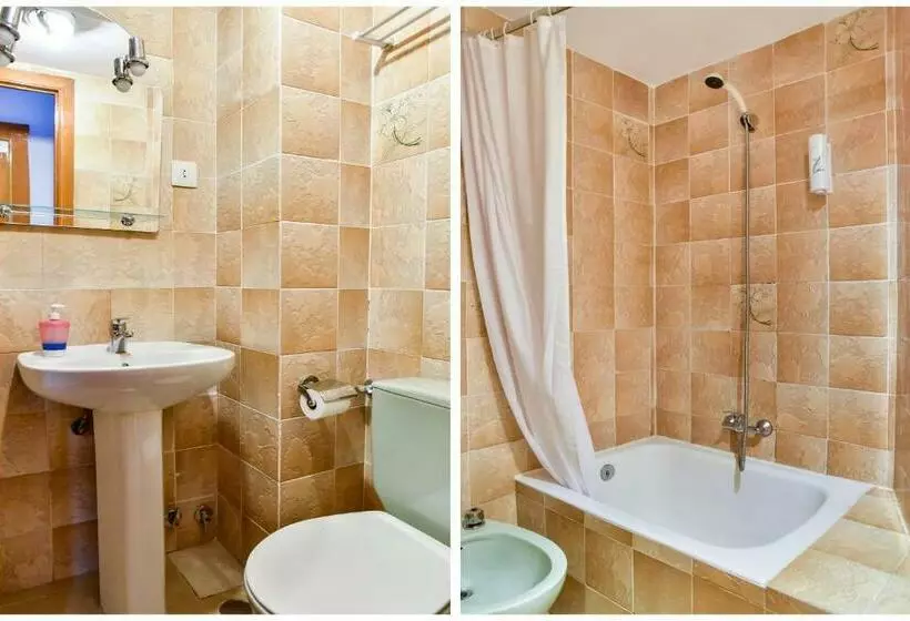 ホテル Casa De Huespedes Carabanchel By Vivere Stays