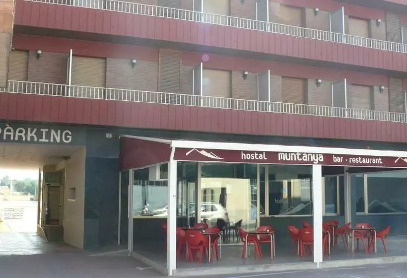 ホテル Hostal Muntanya