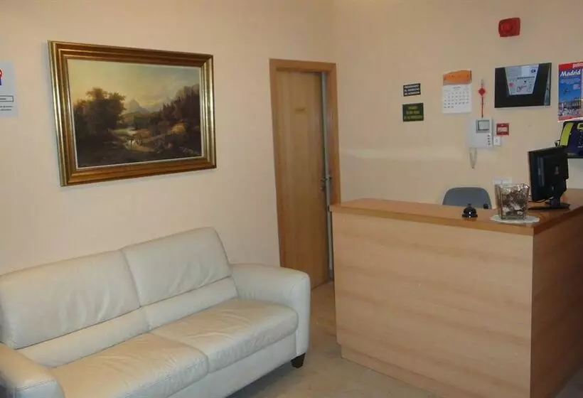 ホテル Hostal Parajas