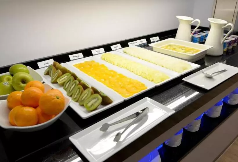 هتل Uve Marcenado