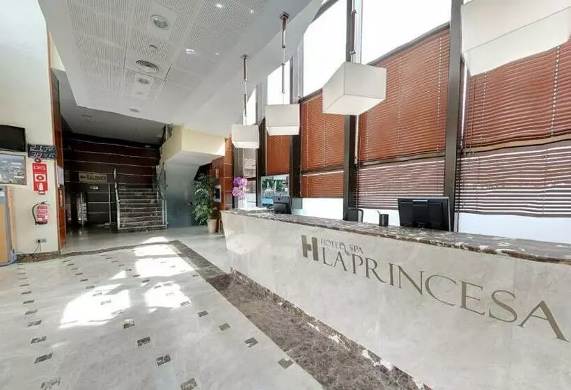 Отель La Princesa