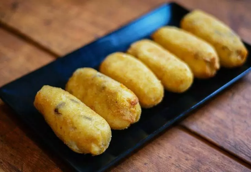 Albergue Cueva De Valporquero