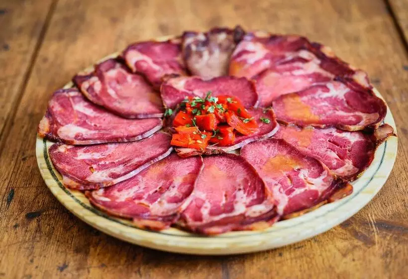 Albergue Cueva De Valporquero