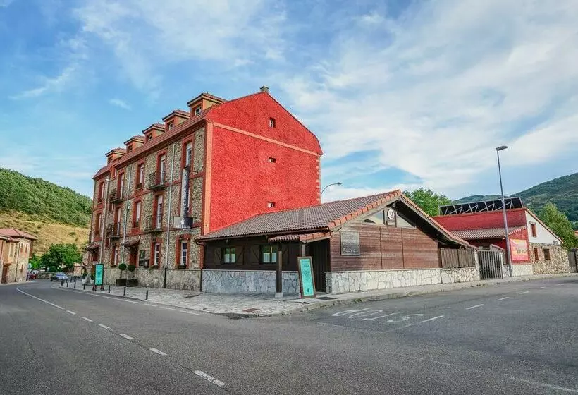 Albergue Cueva De Valporquero