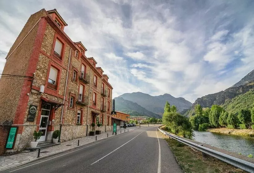 Albergue Cueva De Valporquero