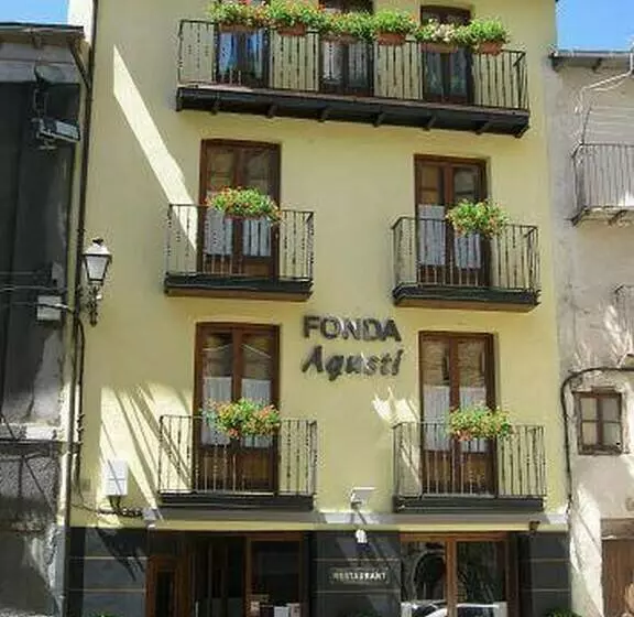 Отель Fonda Agustí