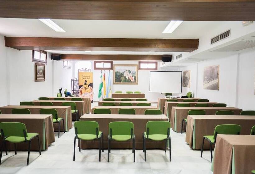 هتل Pozo Del Duque