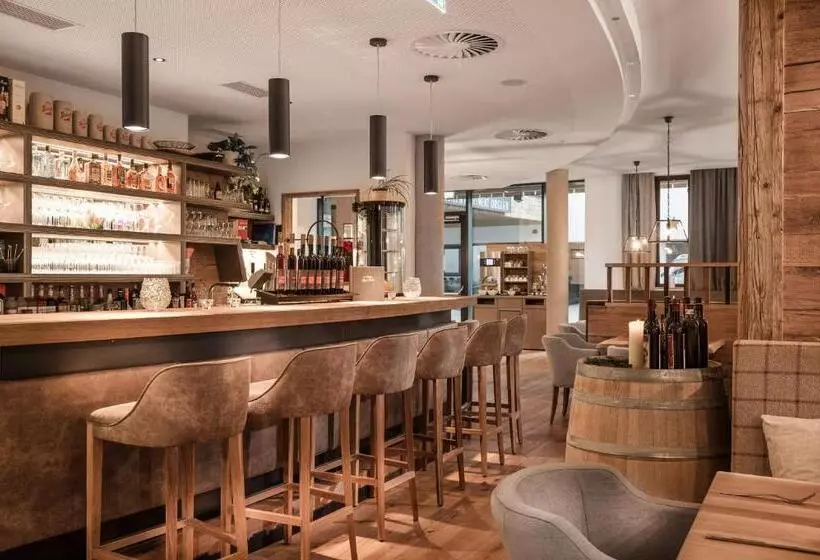 Alpenparks Hotel & Apartment Orgler Kaprun