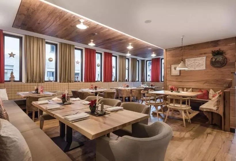 Alpenparks Hotel & Apartment Orgler Kaprun