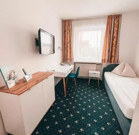 酒店 Bayrischer Hof