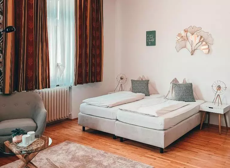 酒店 Bayrischer Hof