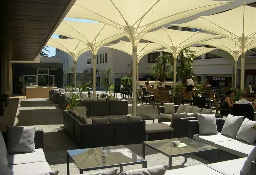 ホテル Burgenland