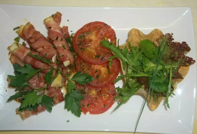 ホテル Burgenland