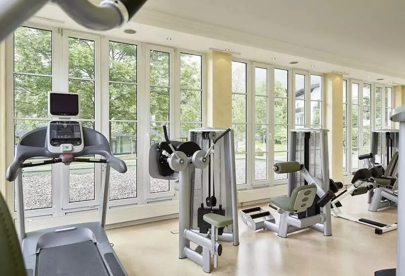 Отель Das Alpenhaus Gasteinertal