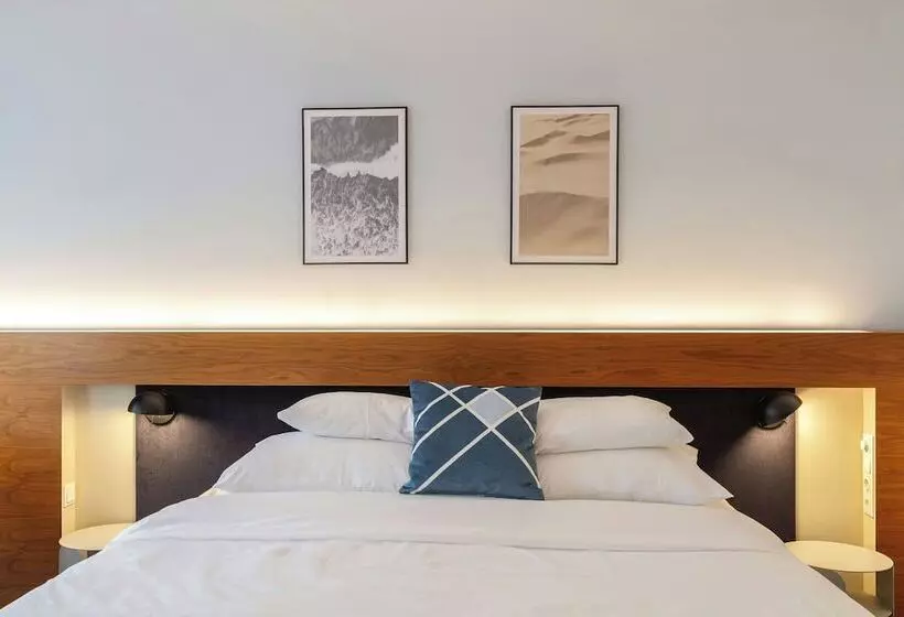 هتل Four Points Flex by Sheraton Vienna Mariahilf