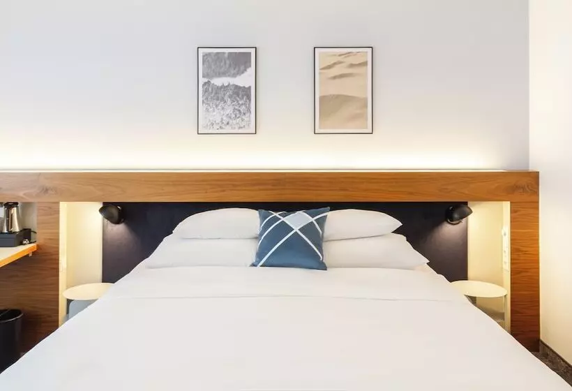 هتل Four Points Flex by Sheraton Vienna Mariahilf