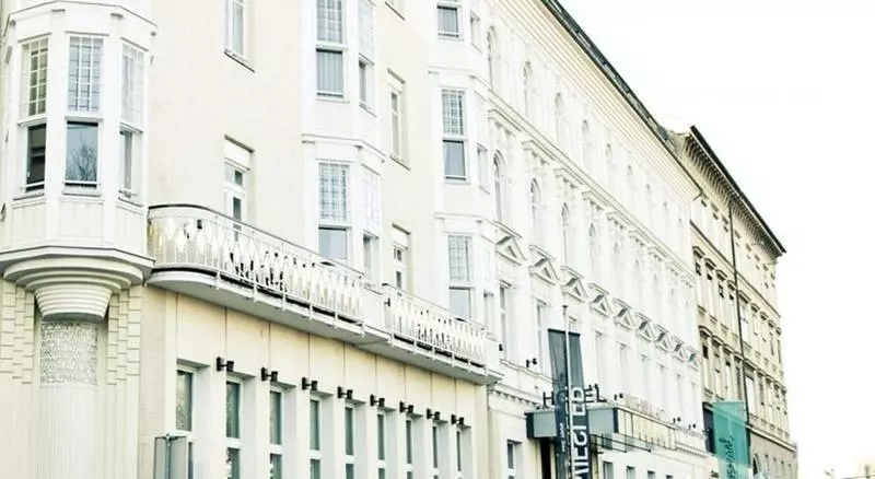בית מלון כפרי Grand Hôtel Wiesler   Centre Of Graz