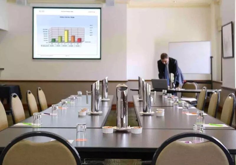 Grosvenor Hotel Adelaide