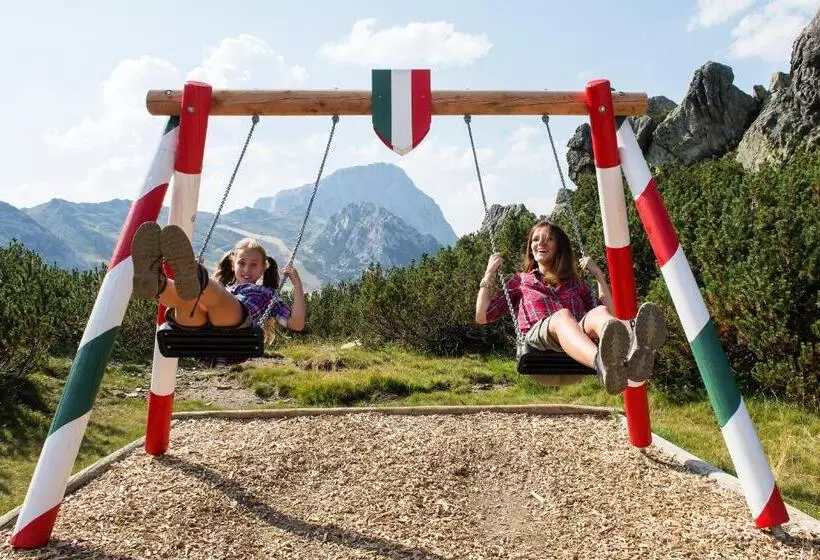 Отель Landhof Zum Waidegger Wirt