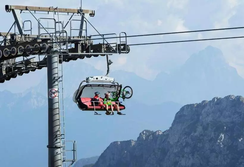 Отель Landhof Zum Waidegger Wirt