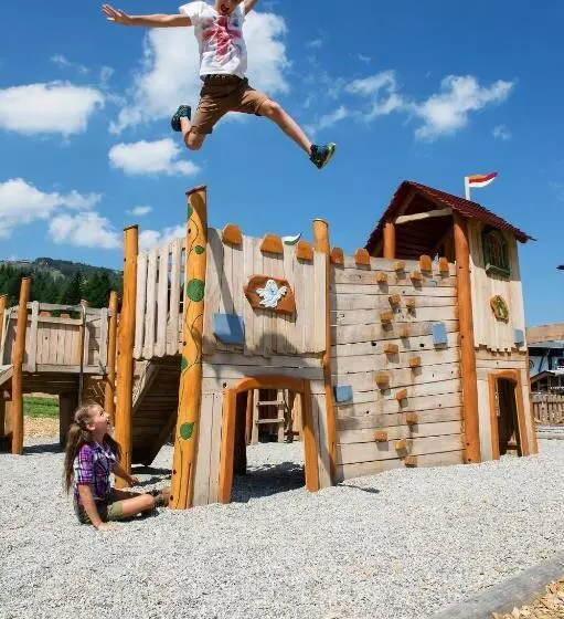 Отель Landhof Zum Waidegger Wirt