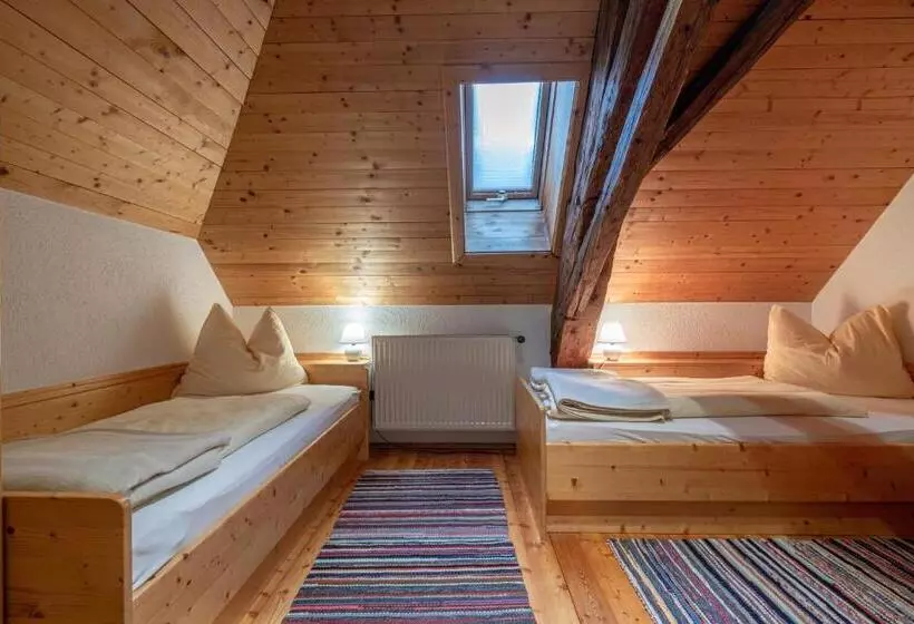 Отель Landhof Zum Waidegger Wirt