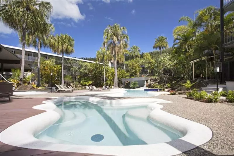 هتل Mantra Club Croc