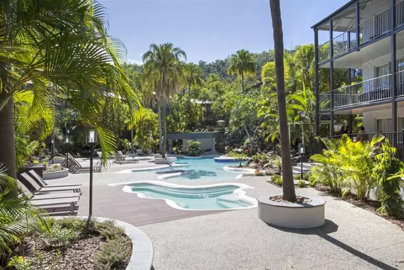 هتل Mantra Club Croc