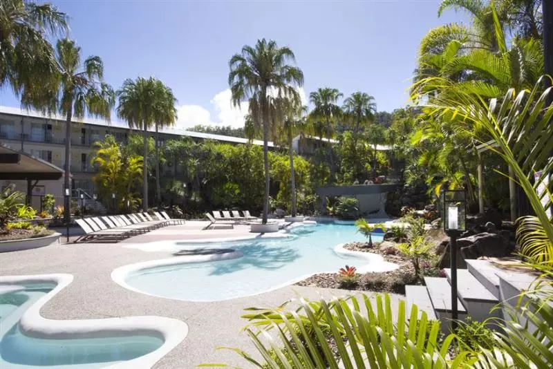 هتل Mantra Club Croc