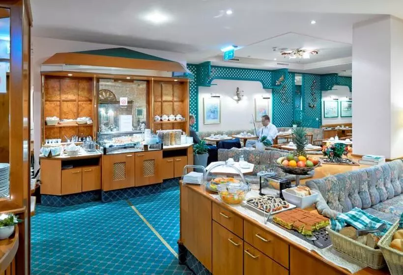 호텔 Pension Baronesse