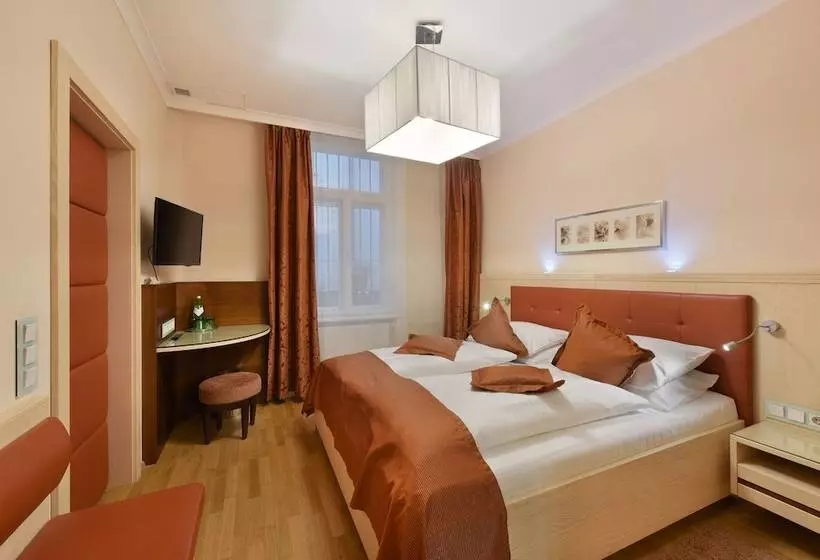 호텔 Pension Baronesse