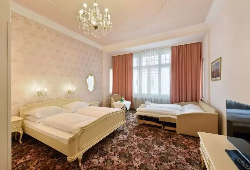 호텔 Pension Baronesse