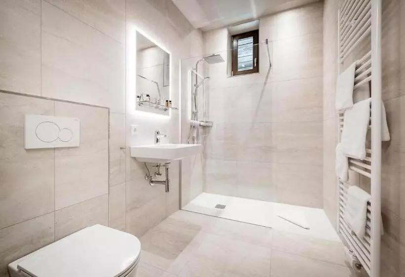 Hotel Seefelds Bed & Breakfast