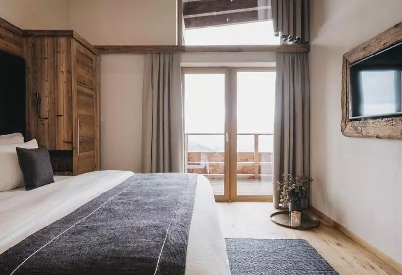 Отель Vaya St Zeno Serfaus