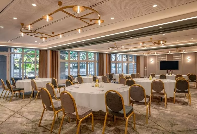 호텔 Vienna Marriott