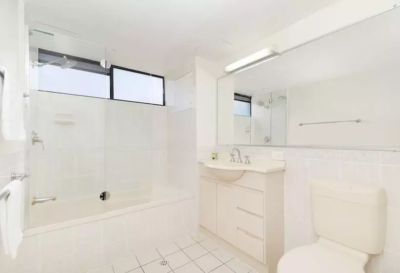 The Astor Apartments