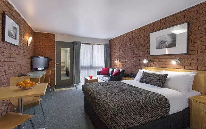 Hamilton Lonsdale Motel