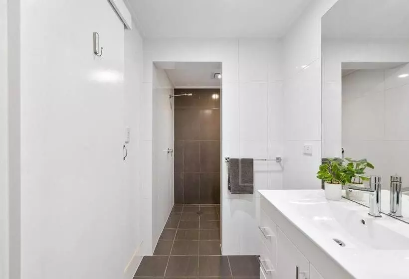 Hilton Beachfront Motel