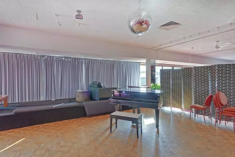 ホテル Burnie Central Townhouse