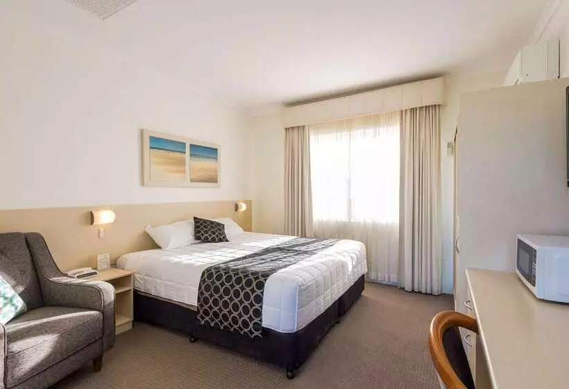 호텔 Comfort Inn All Seasons