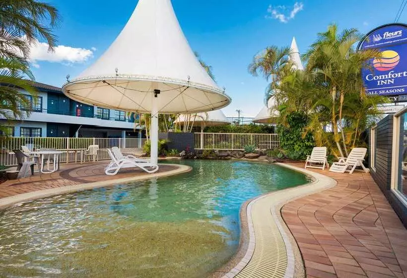 호텔 Comfort Inn All Seasons