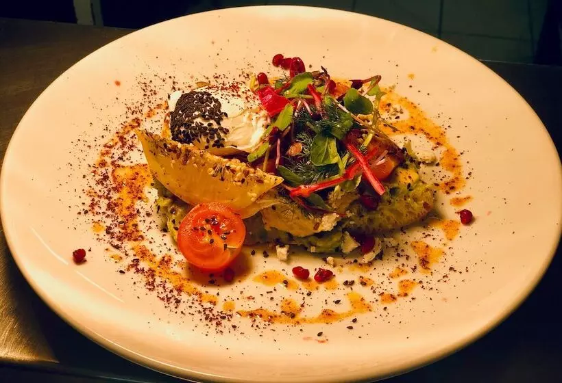 호텔 Comfort Inn All Seasons