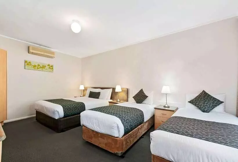 ホテル Comfort Inn & Suites Lakes Entrance