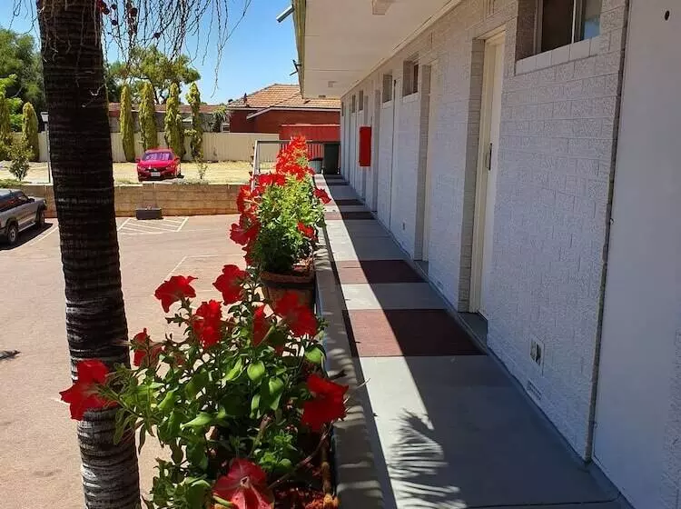 فندق Econo Lodge Rivervale