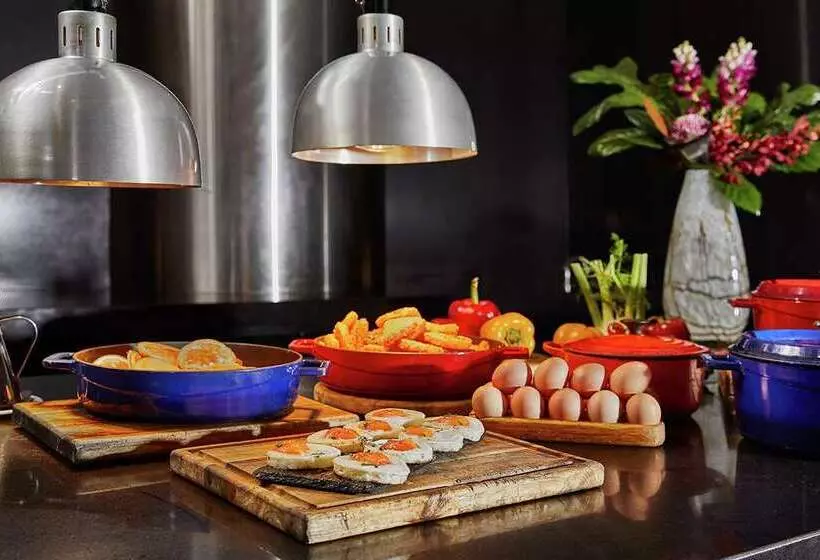 호텔 Hilton Brisbane