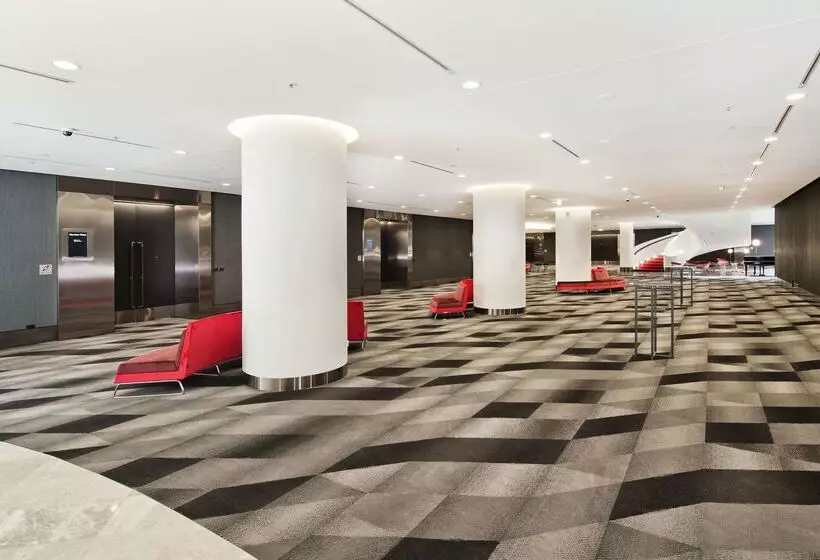 ホテル Hilton Brisbane