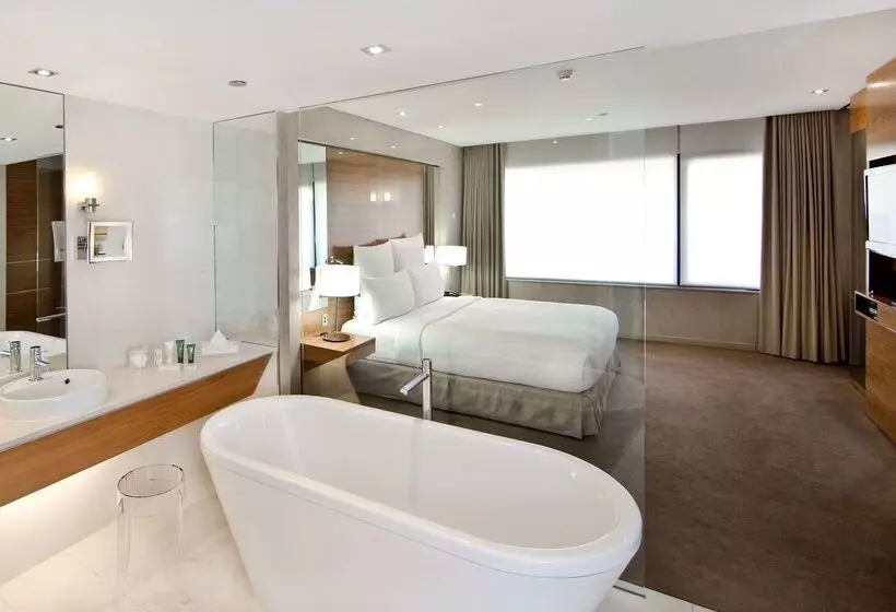 ホテル Hilton Brisbane