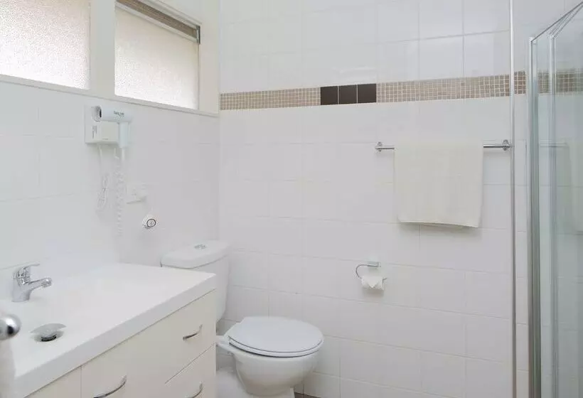 בית מלון כפרי Hospitality Geraldton Surestay Collection By Best Western