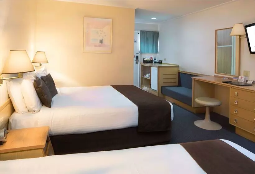 בית מלון כפרי Hospitality Geraldton Surestay Collection By Best Western