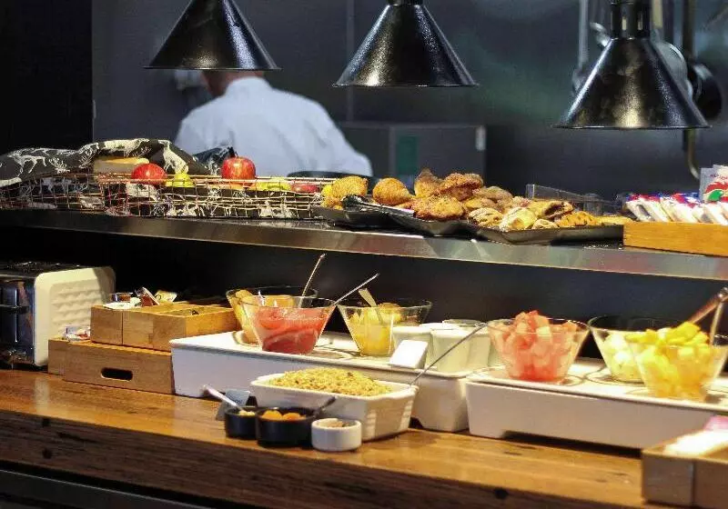 Отель Mercure Launceston